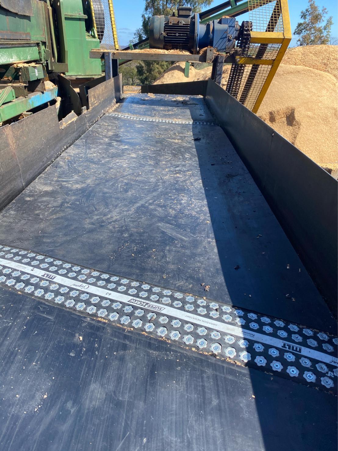 SUPER-SCREW Evolution® sur convoyeur