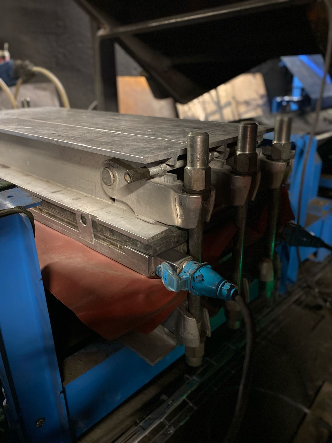 Presse à vulcaniser water-bag