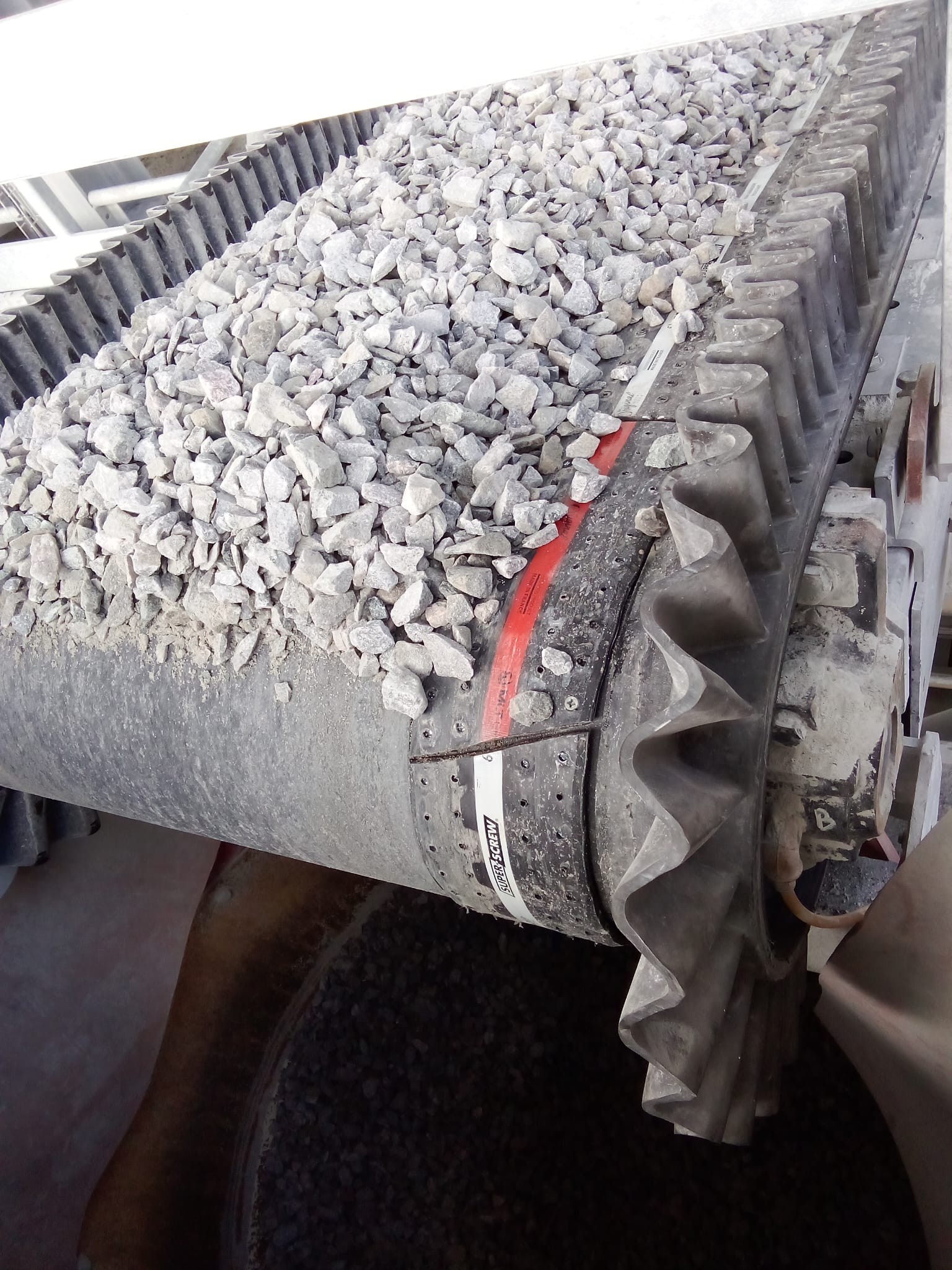 Réparation de bande avec Super-Screw